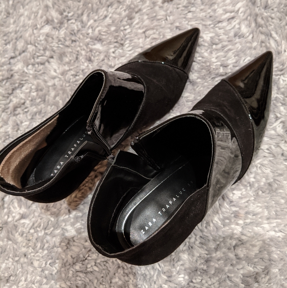 Pointed toe Zara boots / booties